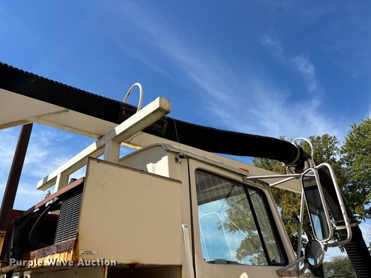 image for item ER3434 1986 Ford 8000 sewer jetter truck