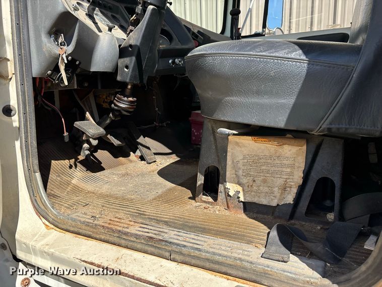 image for item ER3434 1986 Ford 8000 sewer jetter truck