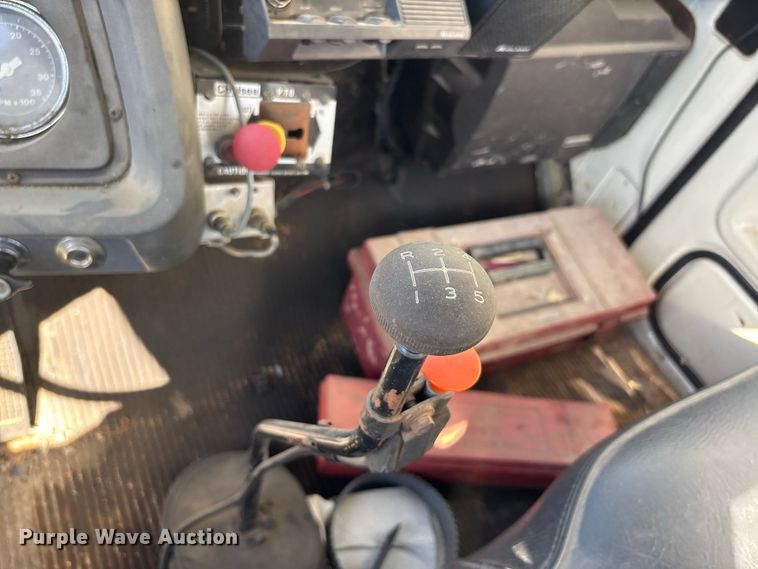 image for item ER3434 1986 Ford 8000 sewer jetter truck