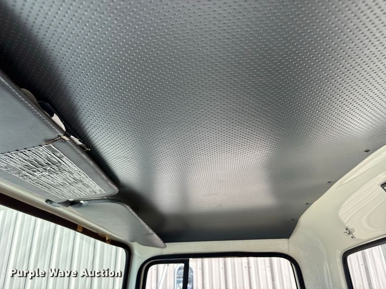 image for item ER3434 1986 Ford 8000 sewer jetter truck