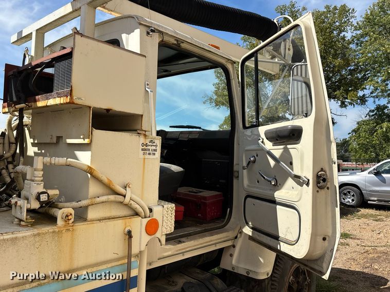 image for item ER3434 1986 Ford 8000 sewer jetter truck