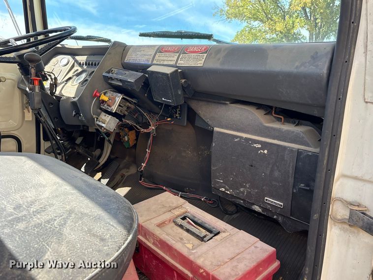 image for item ER3434 1986 Ford 8000 sewer jetter truck