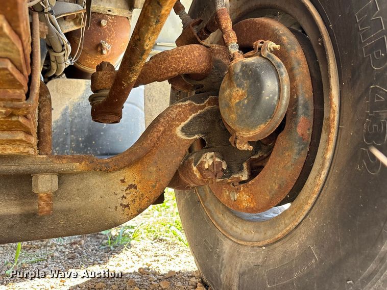 image for item ER3434 1986 Ford 8000 sewer jetter truck