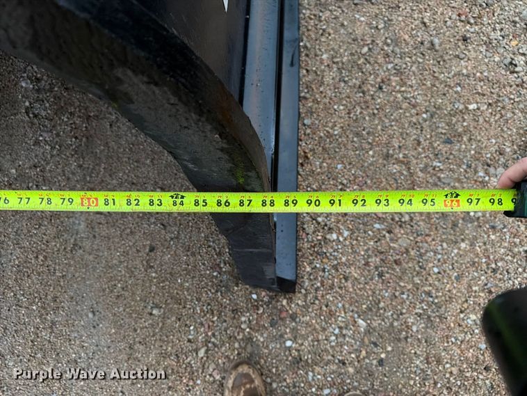 image for item ES1113 Dump truck bed liner