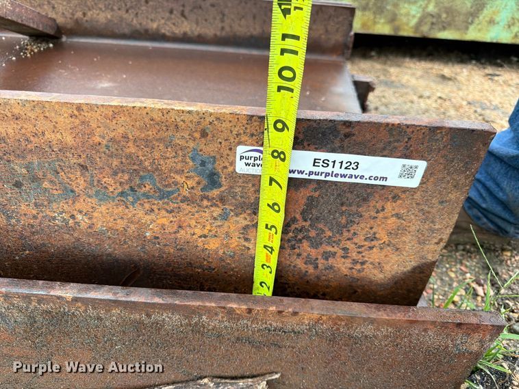 image for item ES1123 (4) I-beams
