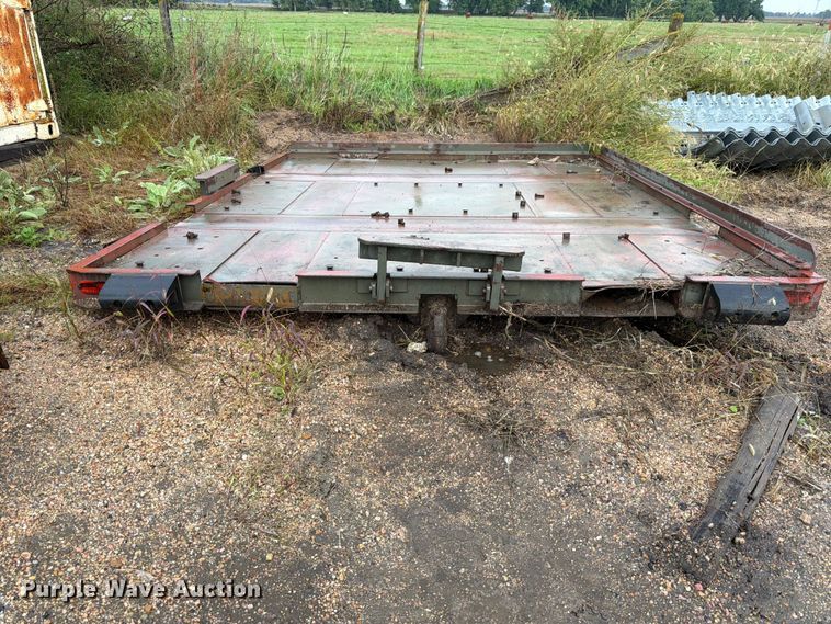 image for item ES1125 Fauconniere truck mounted docking bed