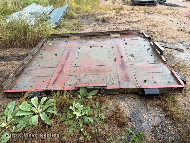 image for item ES1125 Fauconniere truck mounted docking bed
