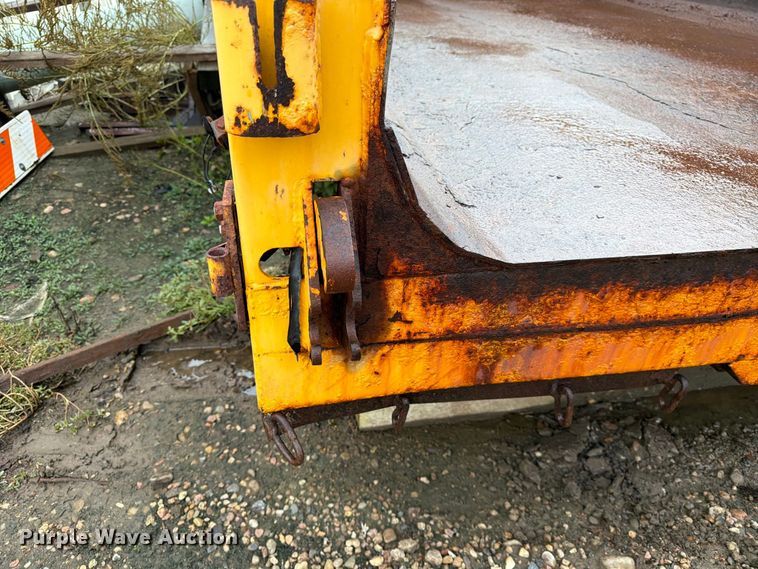 image for item ES1127 Dump truck bed