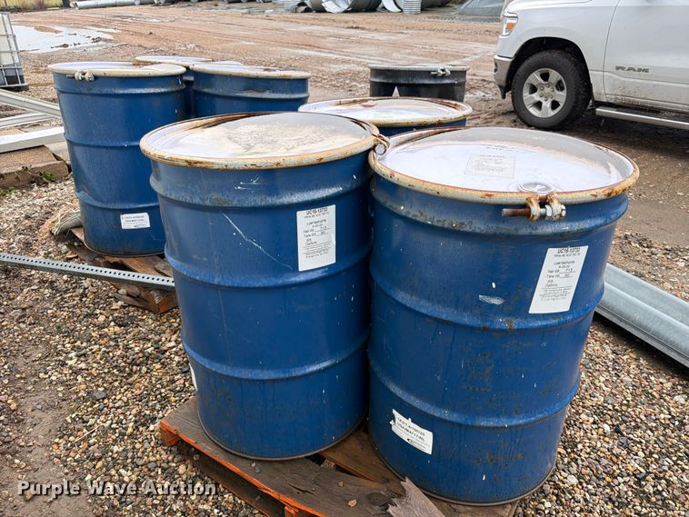image for item ES1129 (6) barrels of road marking paint