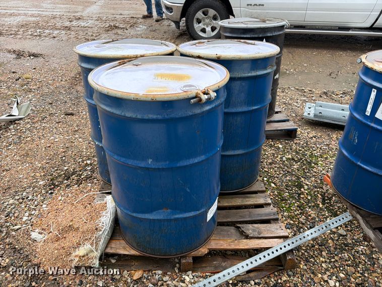 image for item ES1129 (6) barrels of road marking paint