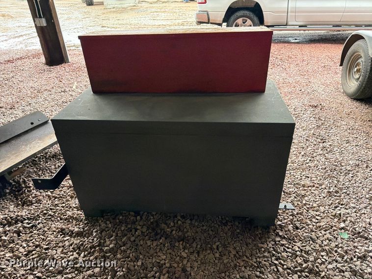 image for item ES1130 (2) toolboxes