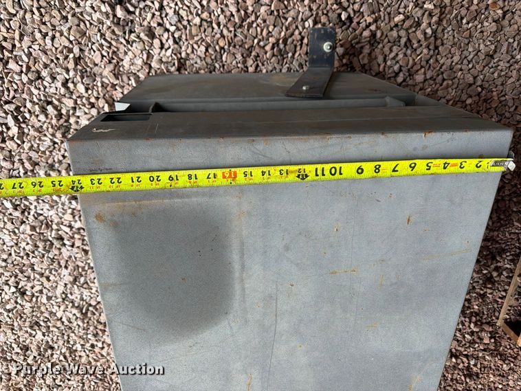 image for item ES1130 (2) toolboxes