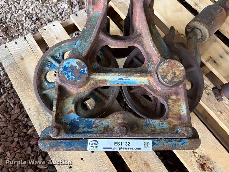 image for item ES1132 Cable dolly