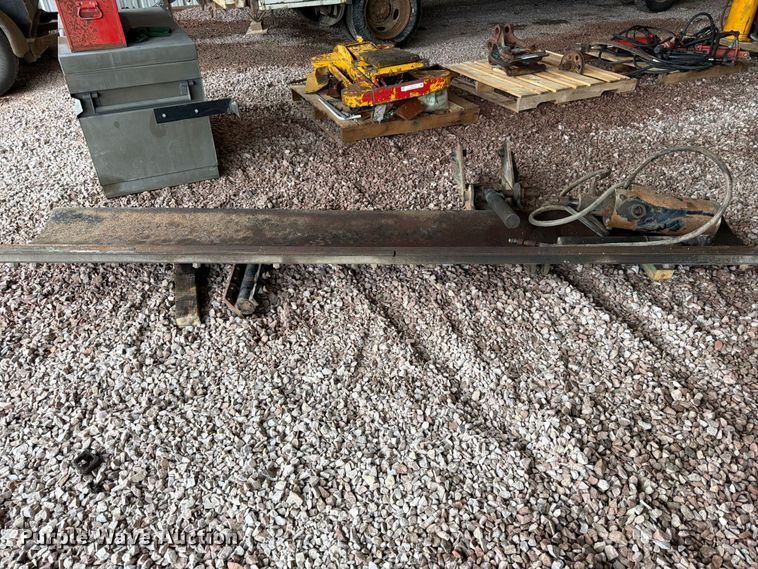 image for item ES1136 Mid-mount plow