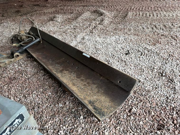 image for item ES1136 Mid-mount plow