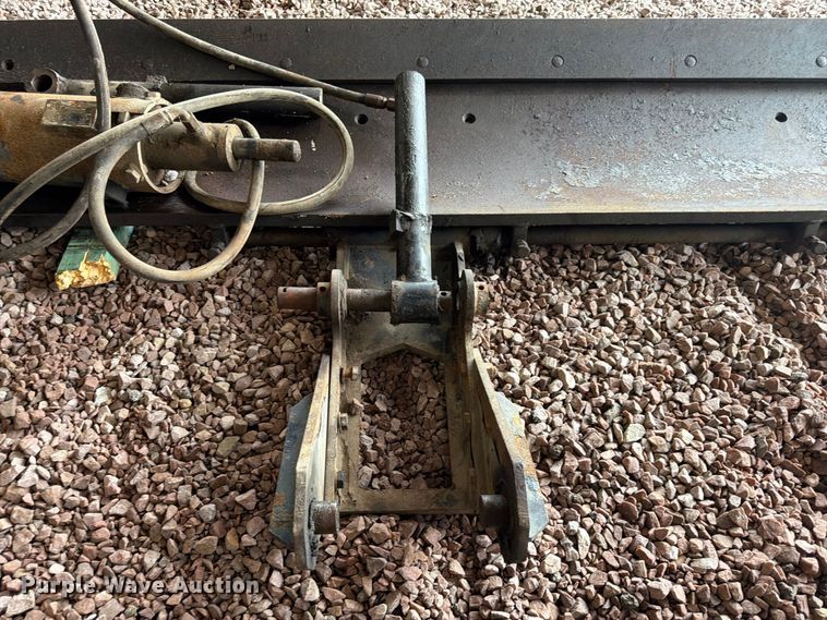 image for item ES1136 Mid-mount plow