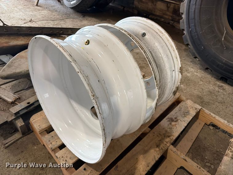 image for item ES1140 (2) wheels