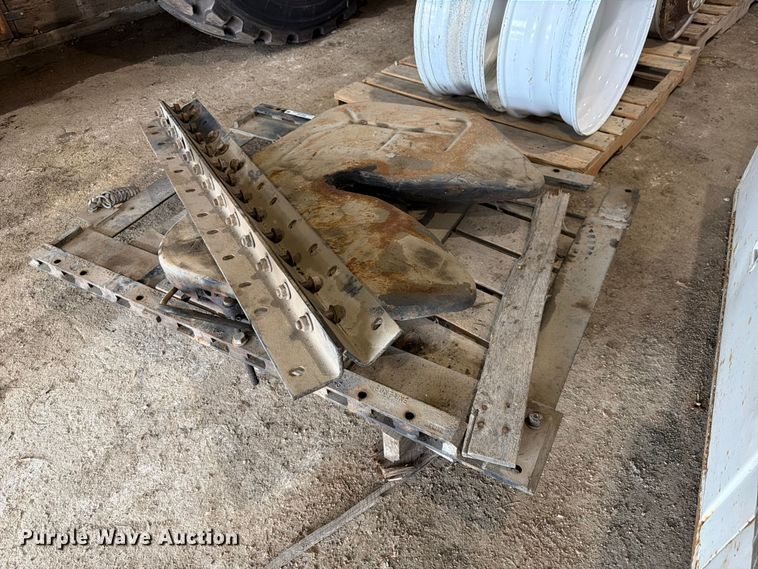 image for item ES1141 Fontaine fifth wheel plate