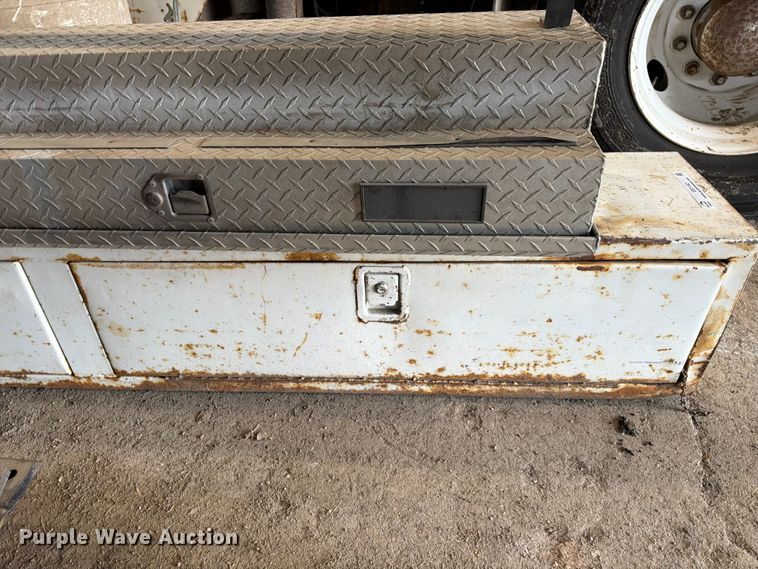 image for item ES1142 (2) toolboxes
