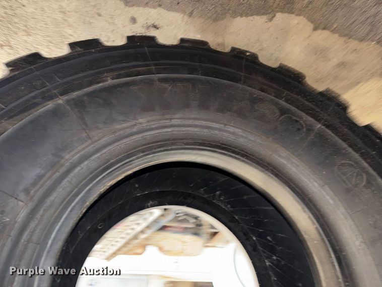 image for item ES1144 (2) 23.5R25