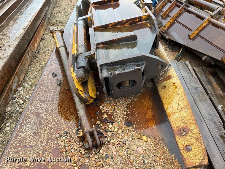 image for item ES1149 (2) wing plows