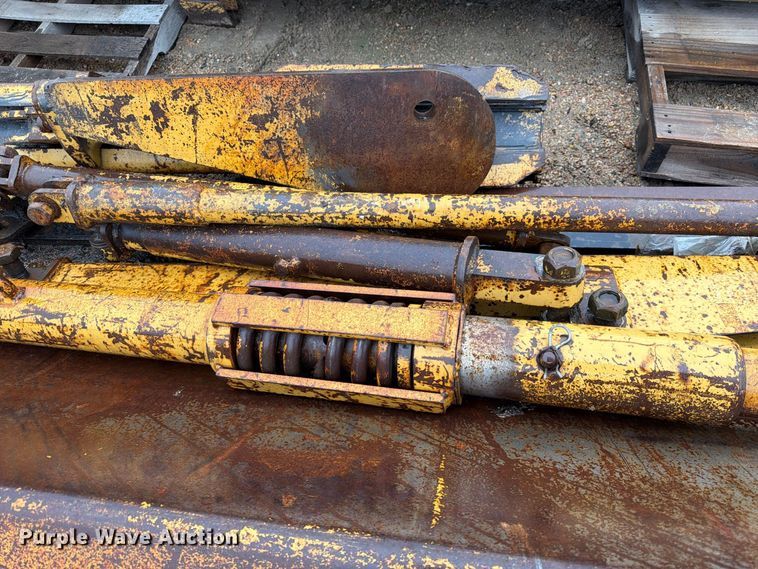 image for item ES1149 (2) wing plows