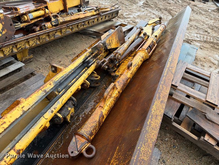 image for item ES1149 (2) wing plows