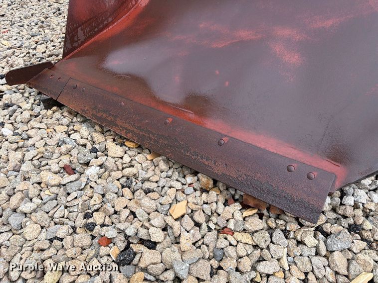 image for item ES1150 Henke V-plow