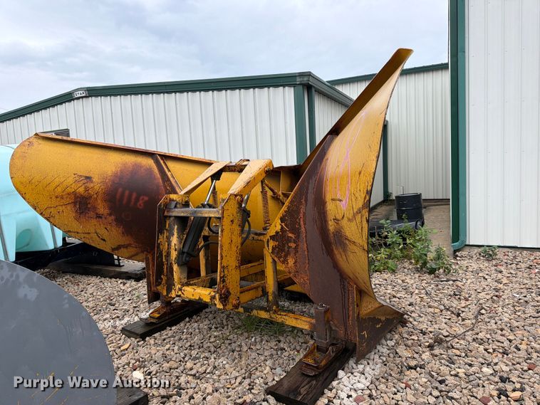 image for item ES1151 Omsteel 880 V-plow