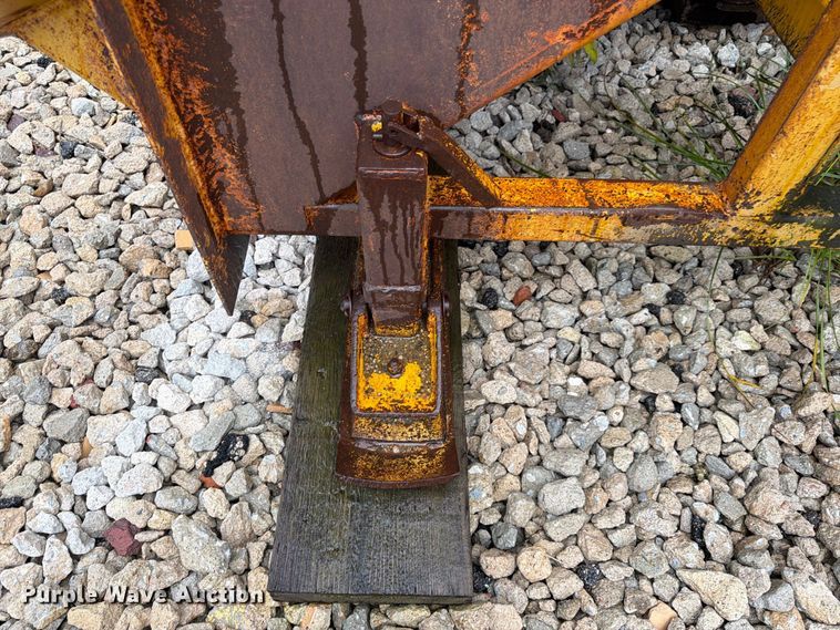 image for item ES1151 Omsteel 880 V-plow