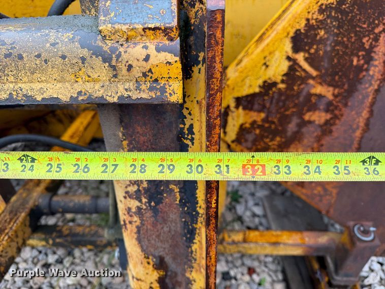 image for item ES1151 Omsteel 880 V-plow