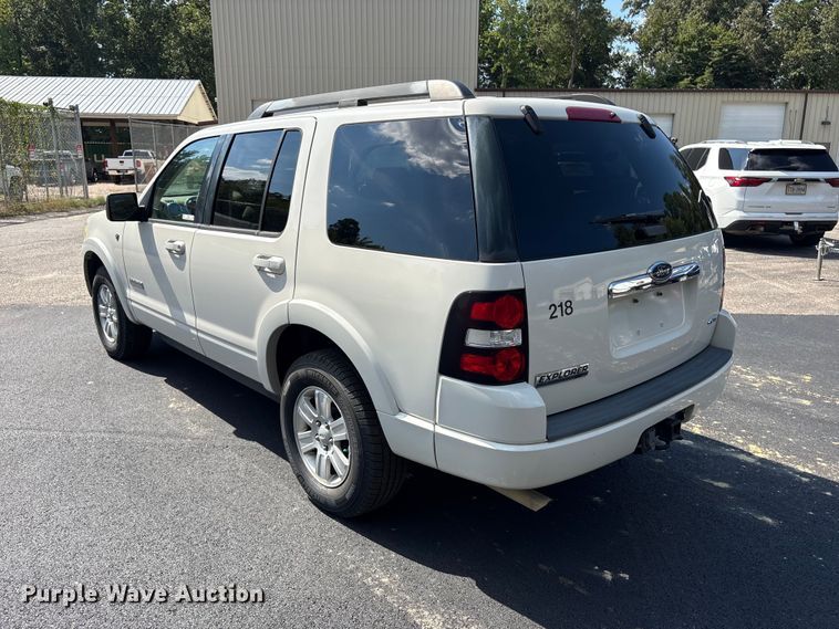 image for item ET8672 2008 Ford Explorer SUV
