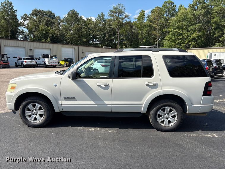image for item ET8672 2008 Ford Explorer SUV