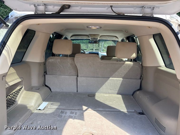 image for item ET8672 2008 Ford Explorer SUV