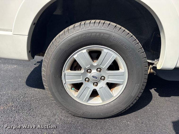 image for item ET8672 2008 Ford Explorer SUV