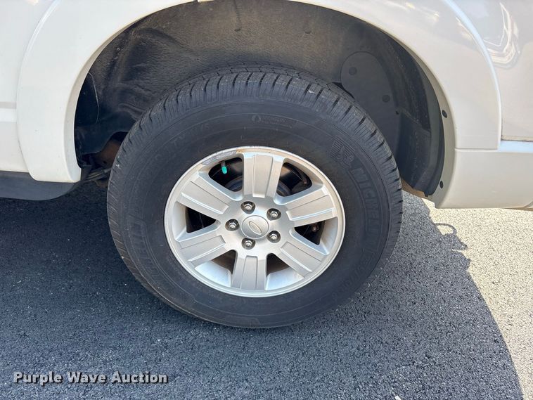 image for item ET8672 2008 Ford Explorer SUV