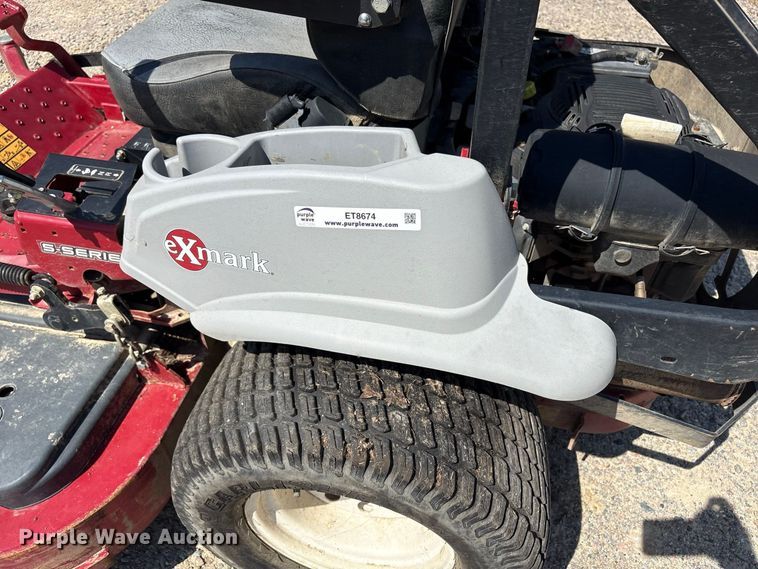 image for item ET8674 Exmark Lazer Z ZTR lawn mower