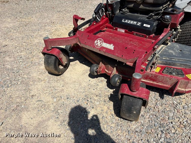 image for item ET8674 Exmark Lazer Z ZTR lawn mower
