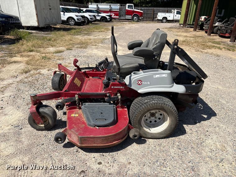 image for item ET8675 Exmark Lazer Z ZTR lawn mower
