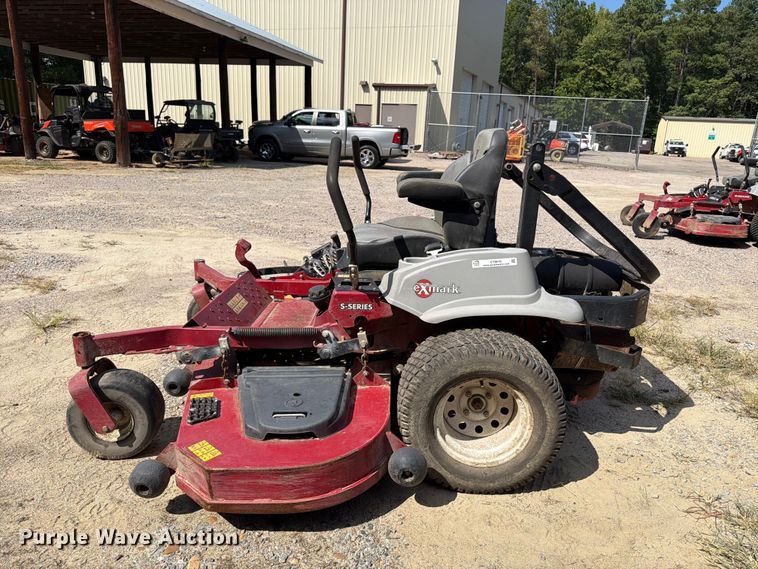 image for item ET8676 2015 Exmark Lazer Z ZTR lawn mower