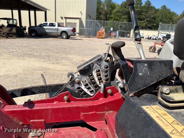 image for item ET8676 2015 Exmark Lazer Z ZTR lawn mower