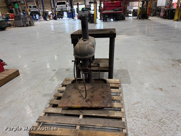 image for item EW5039 Drill press