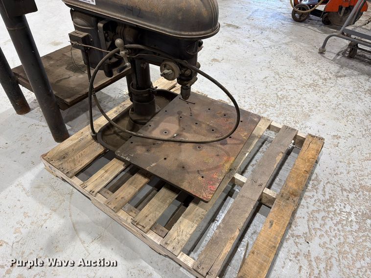 image for item EW5039 Drill press