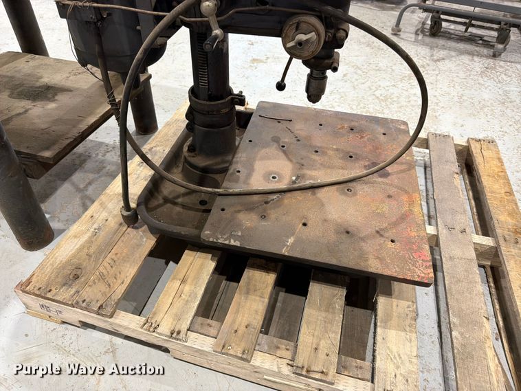 image for item EW5039 Drill press