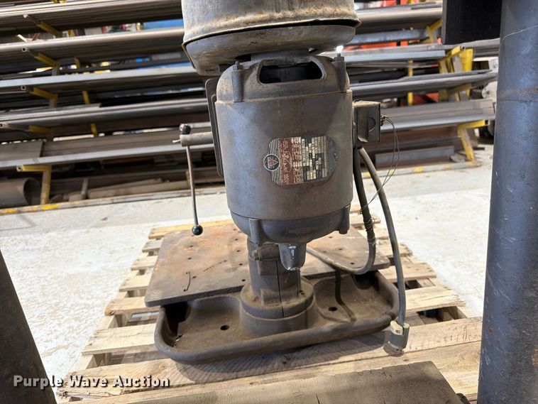 image for item EW5039 Drill press
