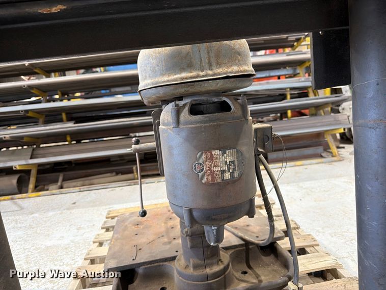 image for item EW5039 Drill press