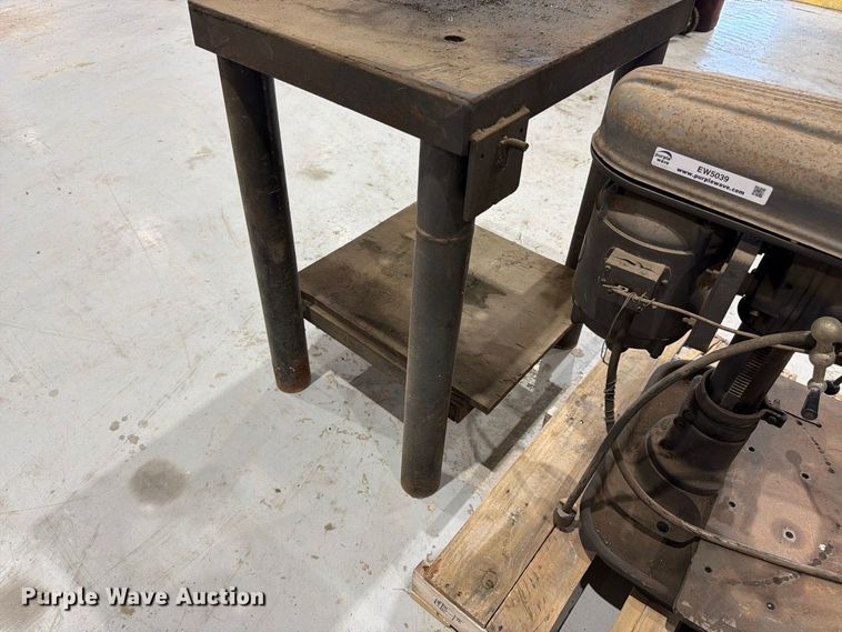 image for item EW5039 Drill press