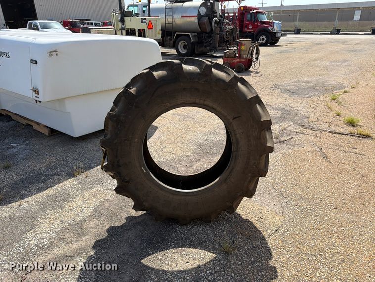 image for item EW5047 Performer 85 340/85R24 tire