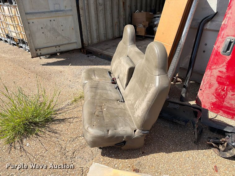 image for item EW5048 Ford pickup truck parts