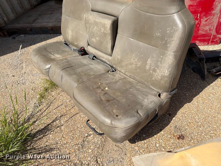 image for item EW5048 Ford pickup truck parts
